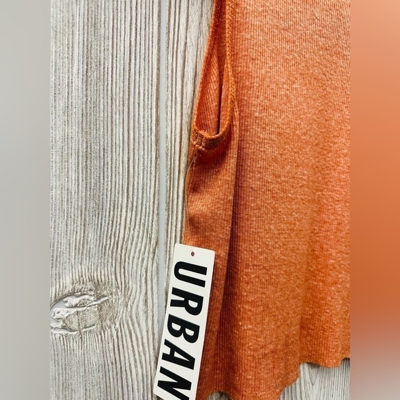 NEW! URBAN OUTFITTERS Godfather Cropped BDG Tank In Rust Orange UO NWT - Picture 4 of 8